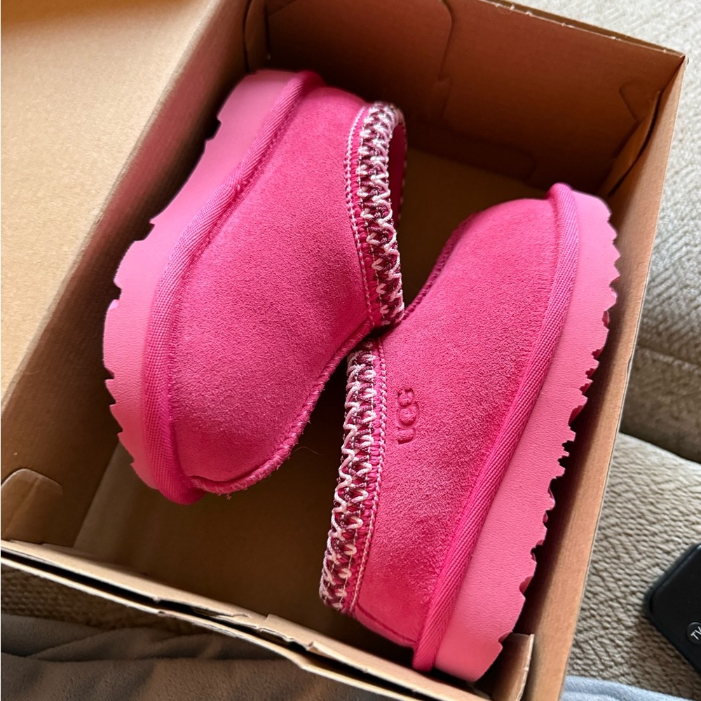 UGG Tasman II 7C toddler Slippers